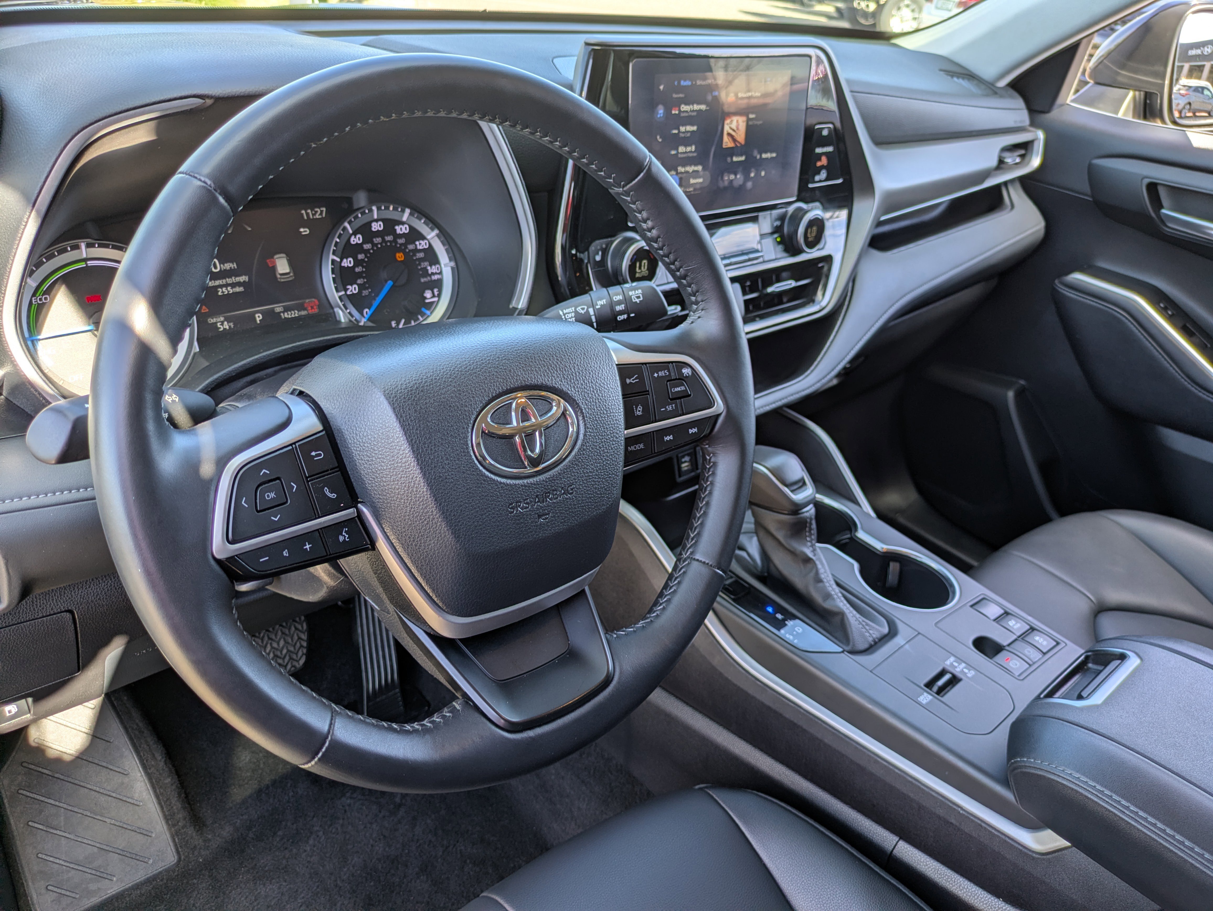 Used 2024 Toyota Highlander XLE image 21