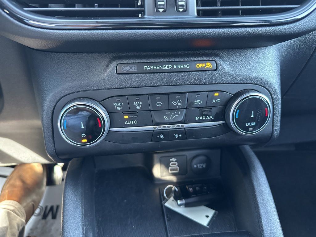 Used 2025 Ford Escape ST-Line image 21