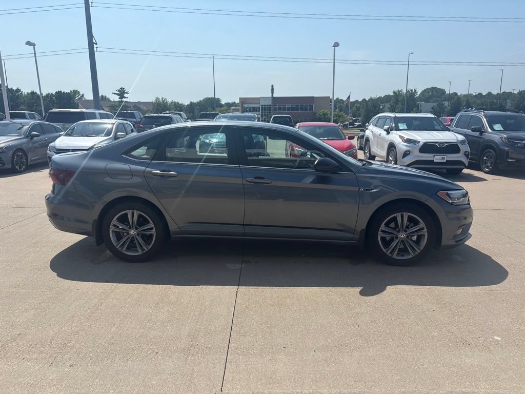 Used 2021 Volkswagen Jetta R-Line FWD image 4