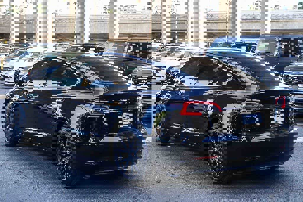 Used 2018 Tesla Model 3 Long Range image 6