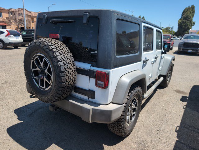 Used 2015 Jeep Wrangler Unlimited Sport AWD/4WD image 3