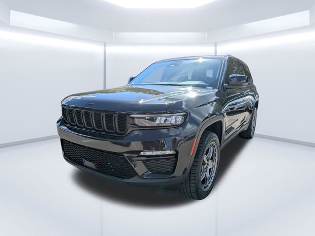 Used 2023 Jeep Grand Cherokee Limited w/ Black Appearance Package RWD image 8