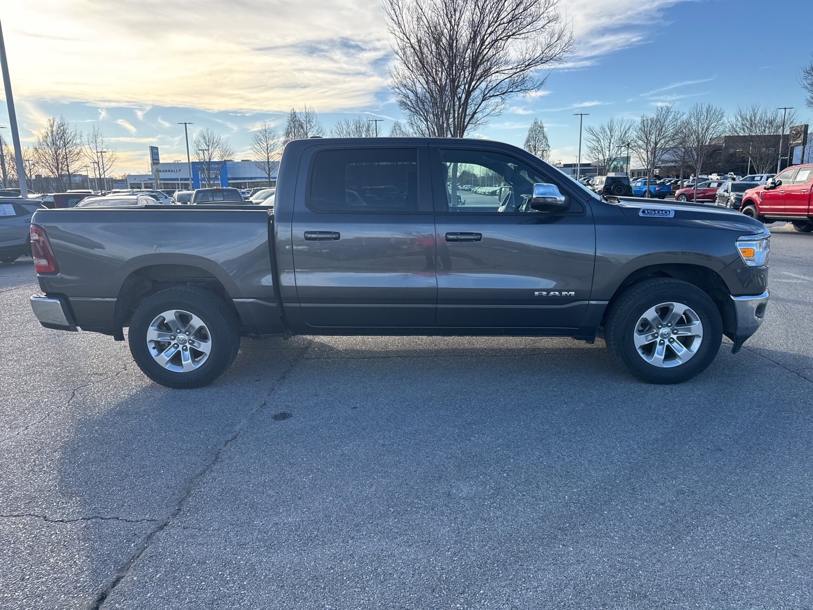 Used 2024 RAM 1500 Laramie image 5