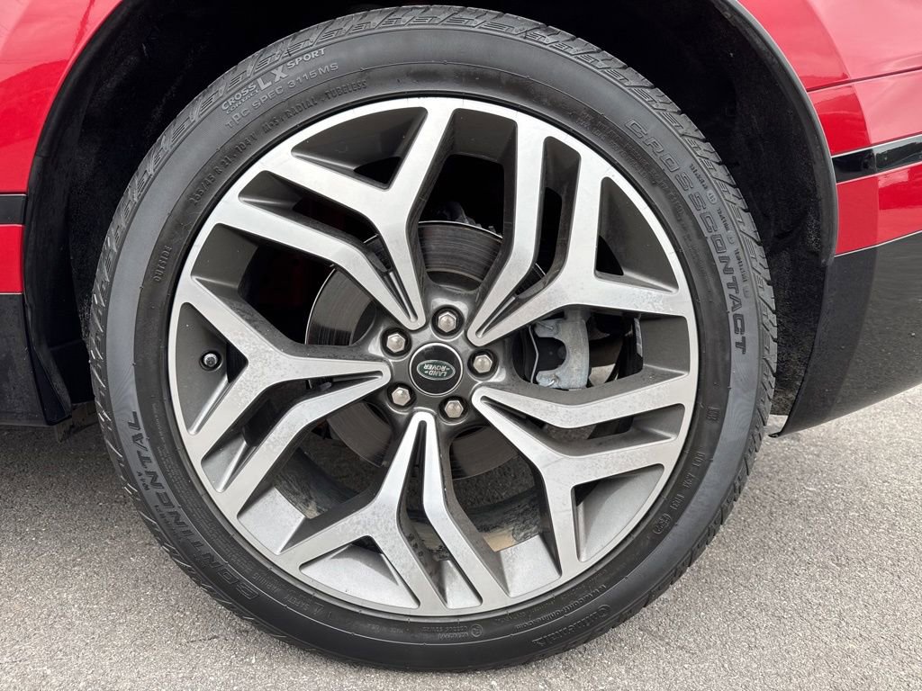 Used 2019 Land Rover Range Rover Velar R-Dynamic HSE image 16