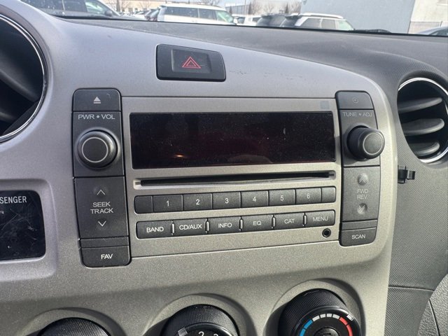 Used 2009 Pontiac Vibe w/ Preferred Package image 17