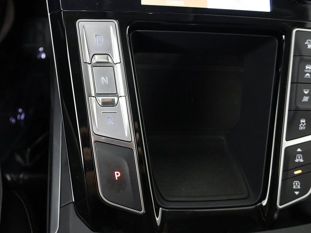 Used 2023 Jaguar I-PACE HSE image 55