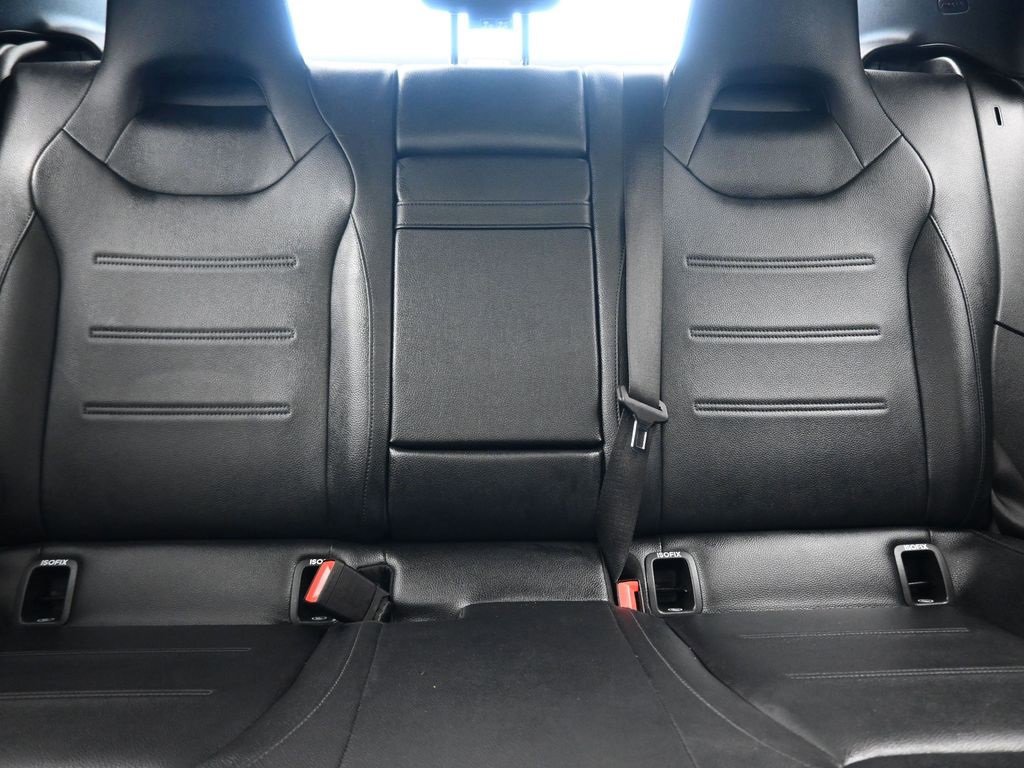 Used 2020 Mercedes-Benz CLA 250 4MATIC image 33