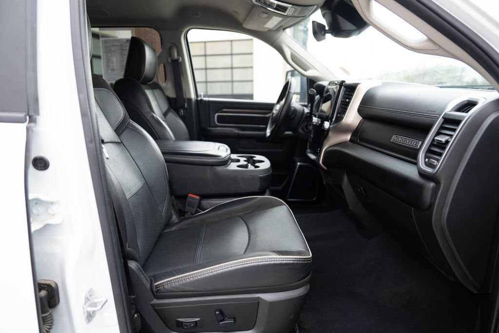 Used 2024 RAM 2500 Laramie w/ Safety Group AWD/4WD image 17