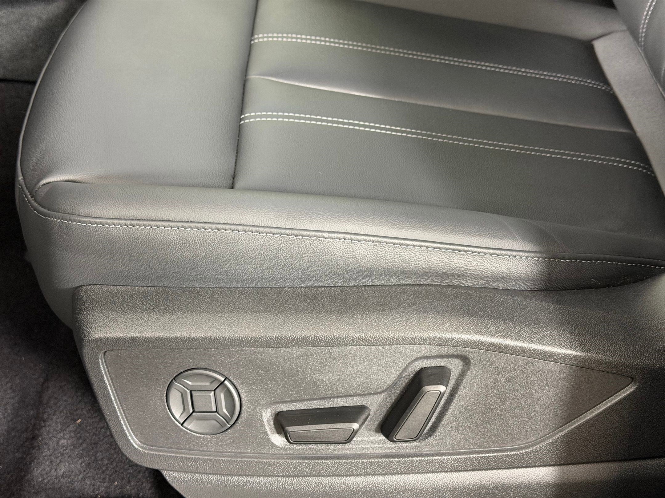 New 2026 Audi Q5 Premium AWD/4WD image 14