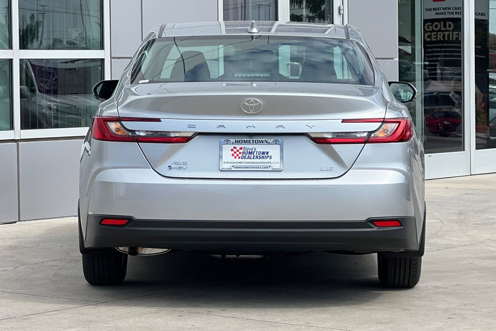 Used 2025 Toyota Camry LE w/ Convenience Package AWD/4WD image 5