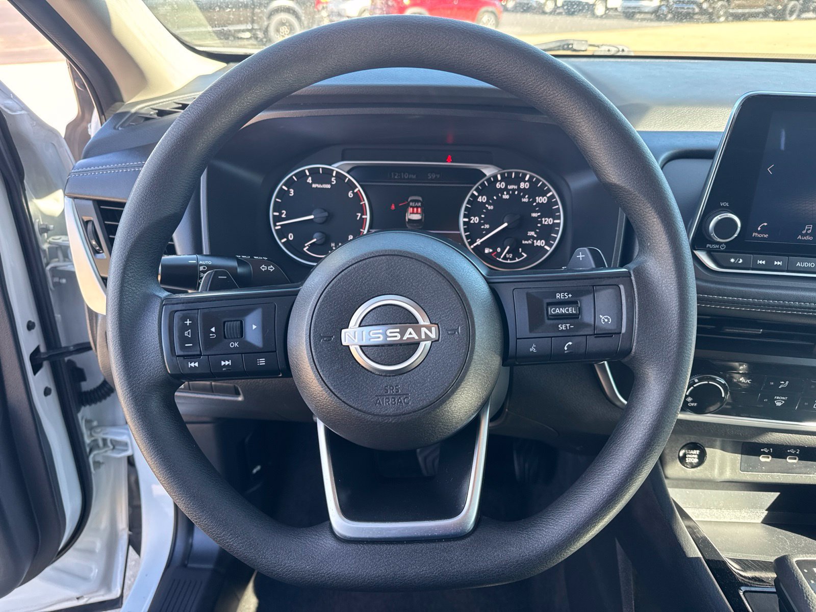Used 2024 Nissan Rogue S AWD/4WD image 18