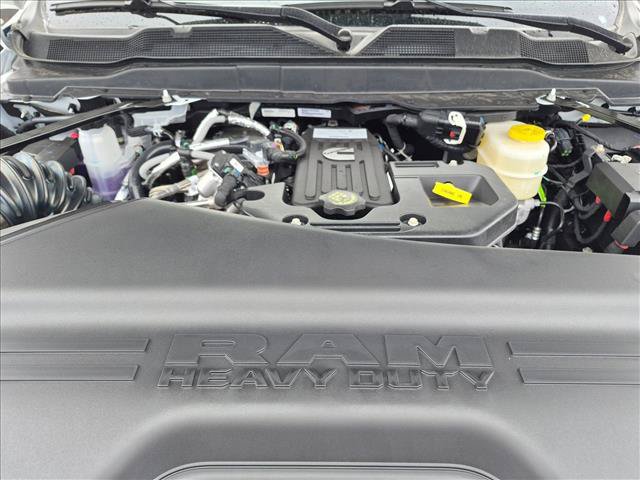 New 2026 RAM 3500 Big Horn AWD/4WD image 18