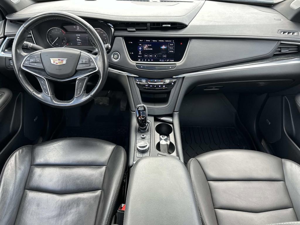 Used 2023 Cadillac XT5 Premium Luxury image 14