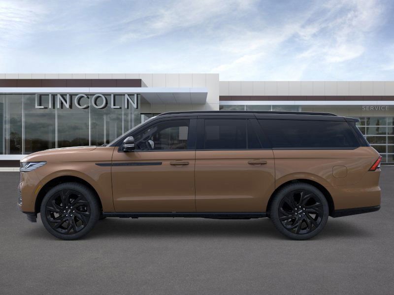New 2025 Lincoln Navigator L Black Label image 3
