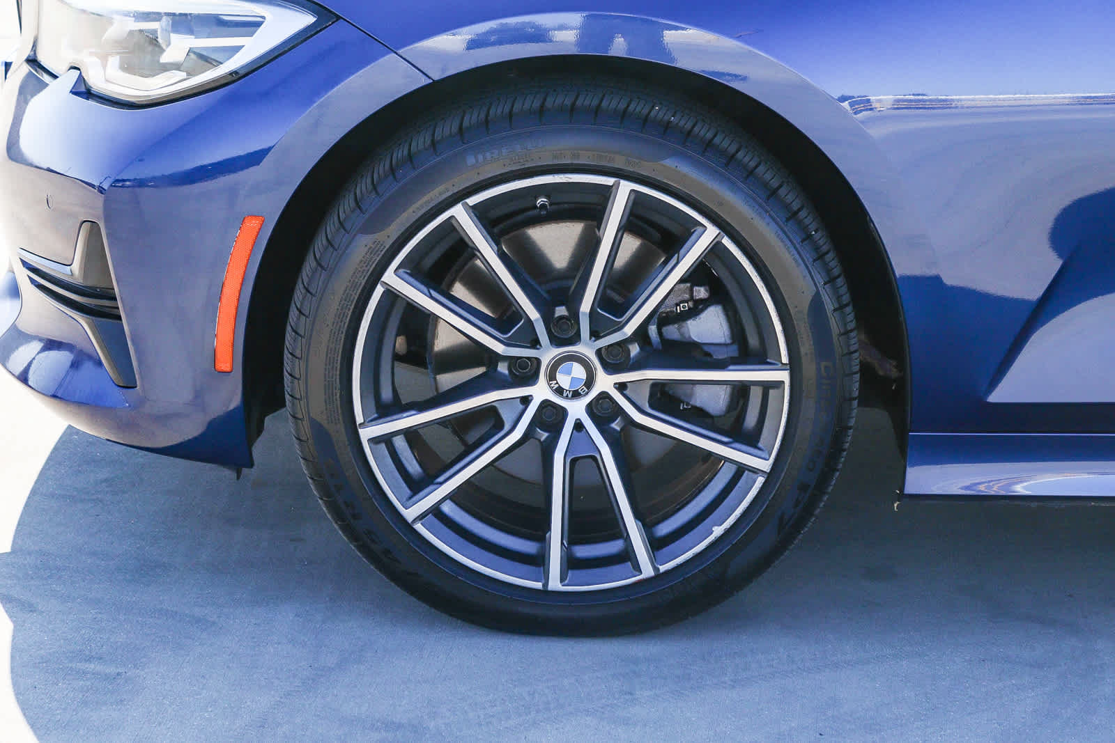 Used 2020 BMW 330i xDrive Sedan w/ Convenience Package AWD/4WD image 11