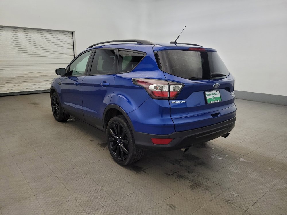 Used 2017 Ford Escape Titanium image 5