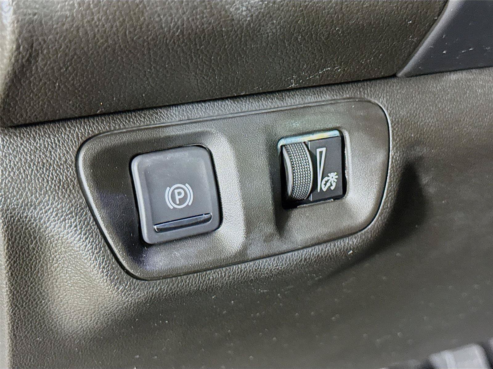 Used 2019 GMC Acadia SLT w/ Black Edition AWD/4WD image 12