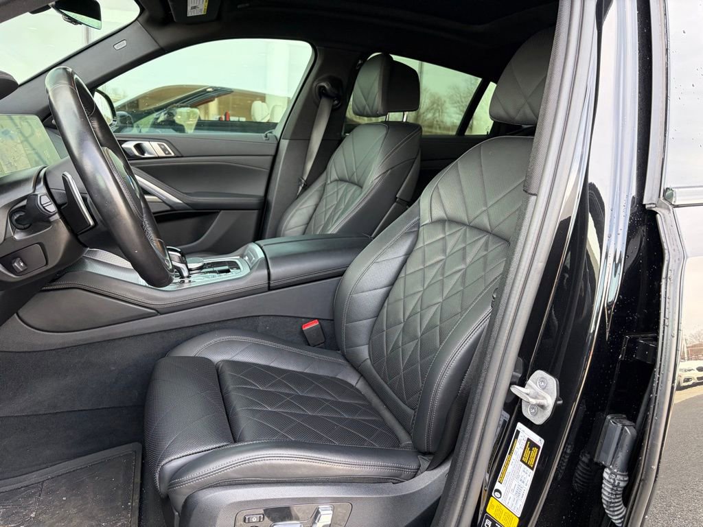 Certified 2023 BMW X6 xDrive40i w/ M Sport Package image 5