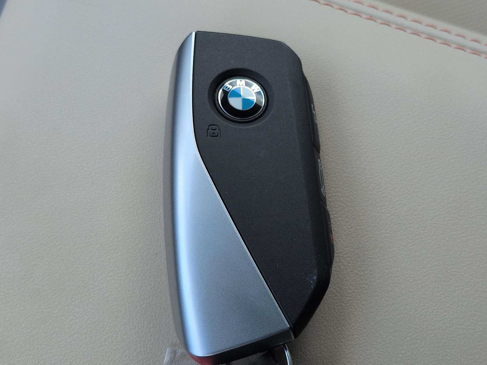 Certified 2025 BMW X3 xDrive30i AWD/4WD image 33