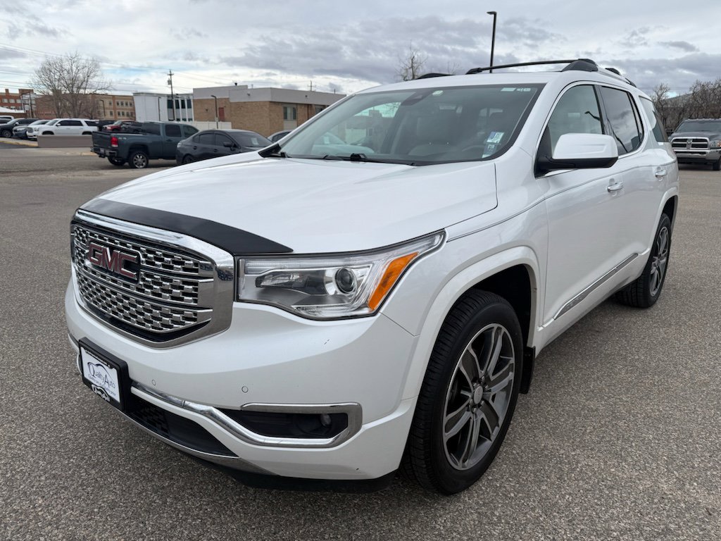 Used 2018 GMC Acadia Denali w/ Technology Package image 2