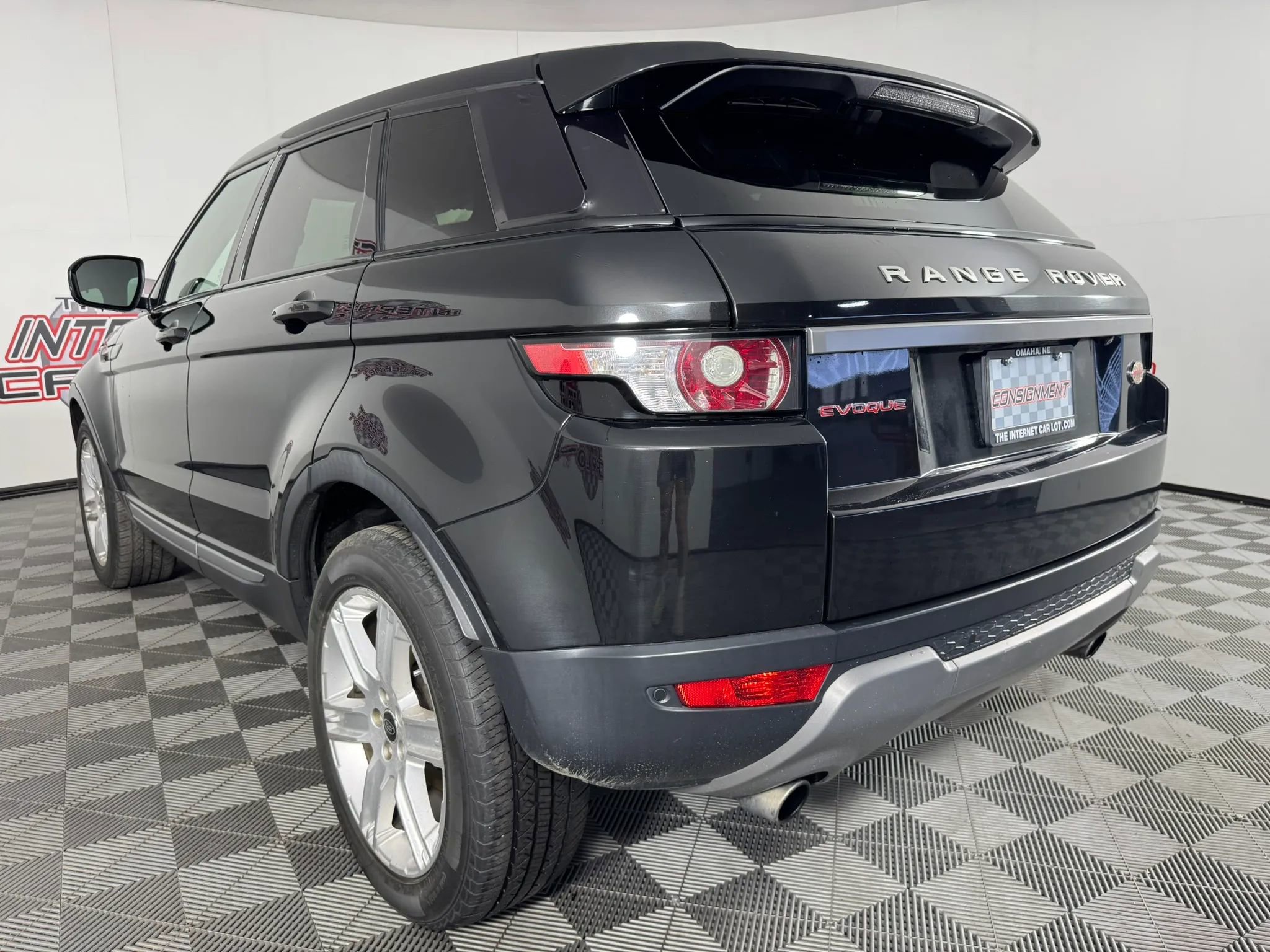 Used 2013 Land Rover Range Rover Evoque Pure Premium w/ Pure Premium Pkg image 29