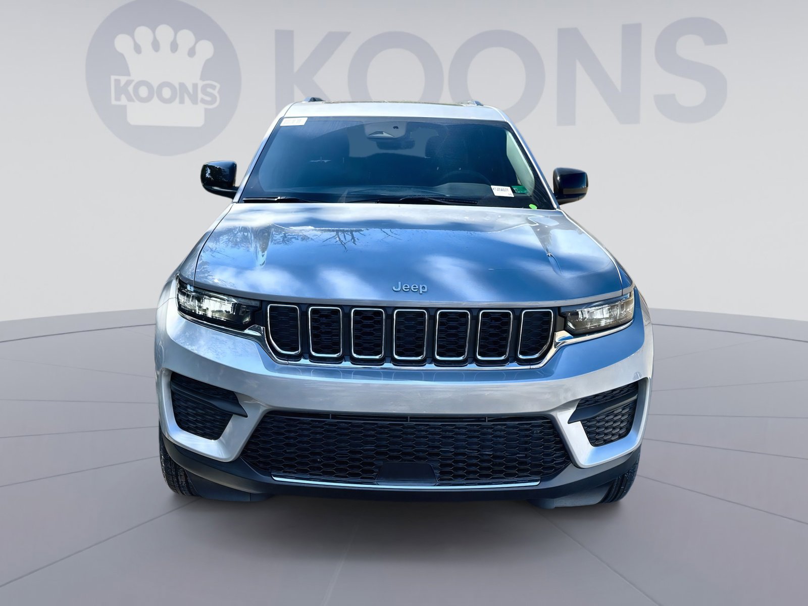 New 2025 Jeep Grand Cherokee Laredo w/ Luxury Tech Group I image 11