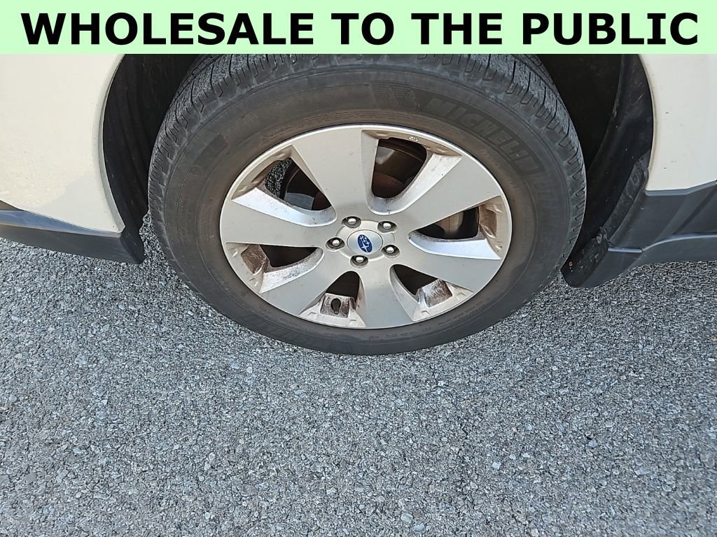 Used 2011 Subaru Outback 2.5i Limited image 13