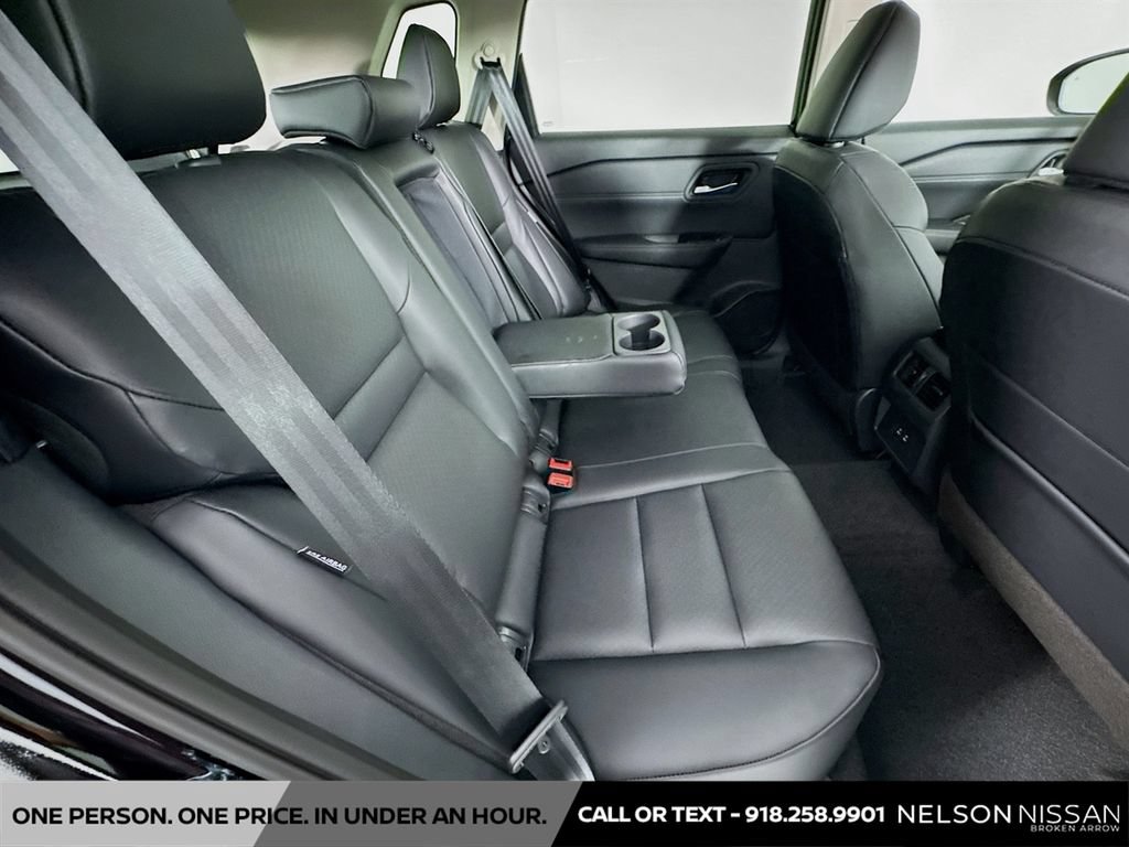 New 2026 Nissan Rogue Dark Armor FWD image 27