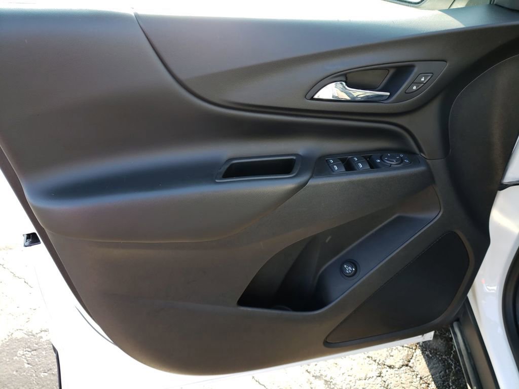 Used 2021 Chevrolet Equinox LT image 10