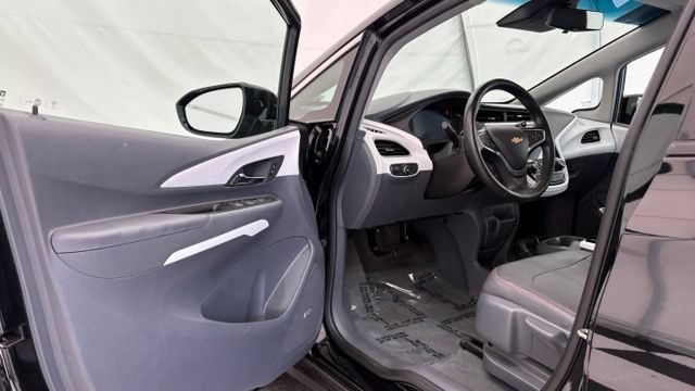 Used 2017 Chevrolet Bolt Premier w/ Driver Confidence II Package FWD image 28