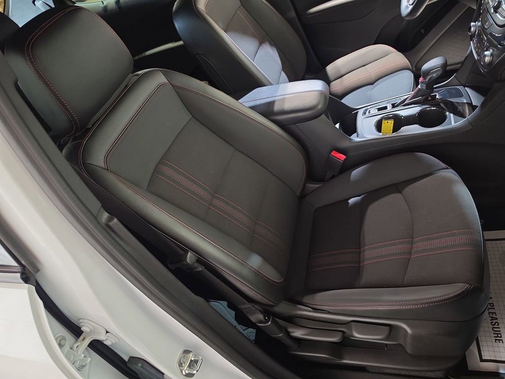 Used 2024 Chevrolet Equinox RS w/ LPO, Floor Liner Package image 24