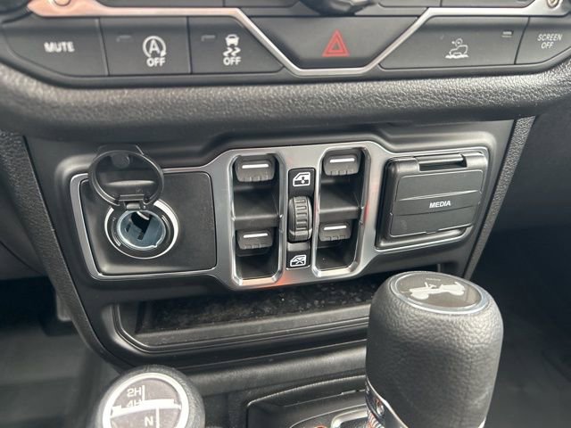 New 2026 Jeep Wrangler Unlimited Sport image 27