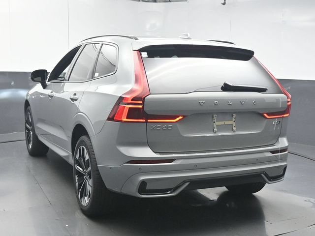 New 2026 Volvo XC60 B5 Plus w/ Protection Package Premier AWD/4WD image 6