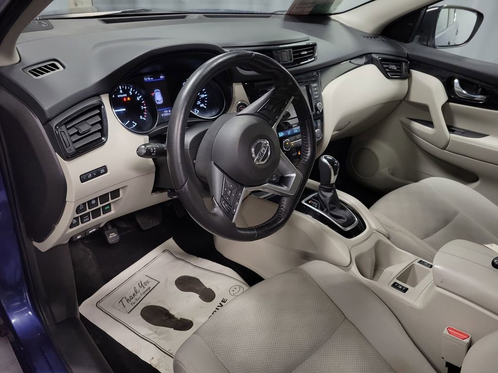 Used 2019 Nissan Rogue Sport SV w/ All-Weather Package image 14