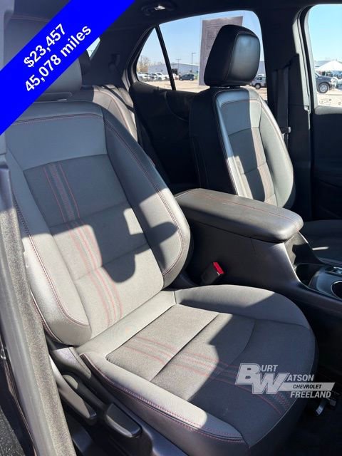 Used 2022 Chevrolet Equinox RS w/ Infotainment Package image 31