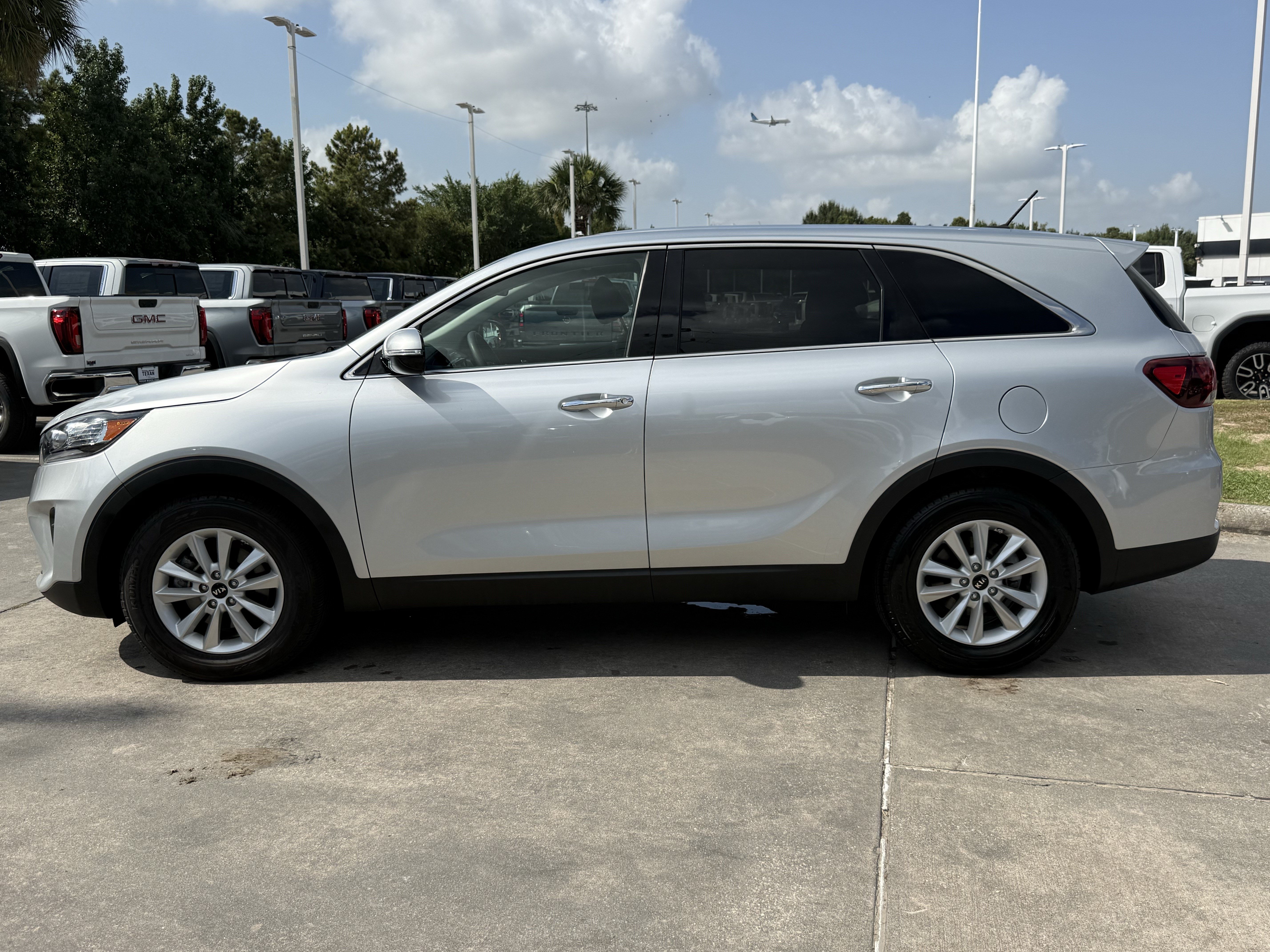 Used 2020 Kia Sorento FWD V6 image 9