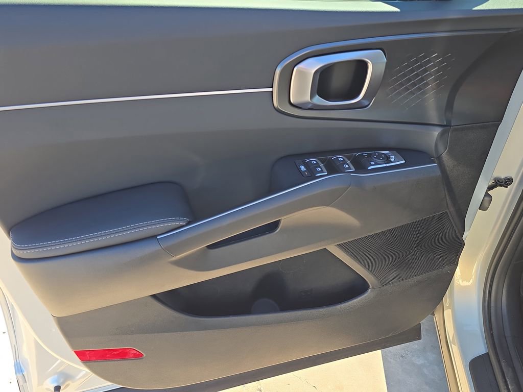 New 2026 Kia Sorento S image 17