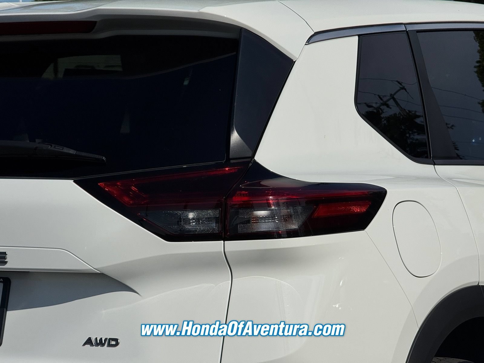 Used 2024 Nissan Rogue S AWD/4WD image 6