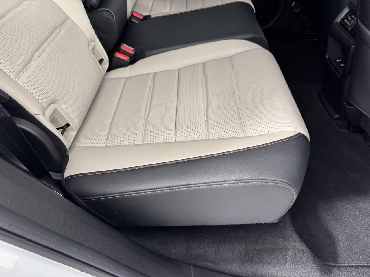 Used 2023 Honda CR-V Sport Touring image 31