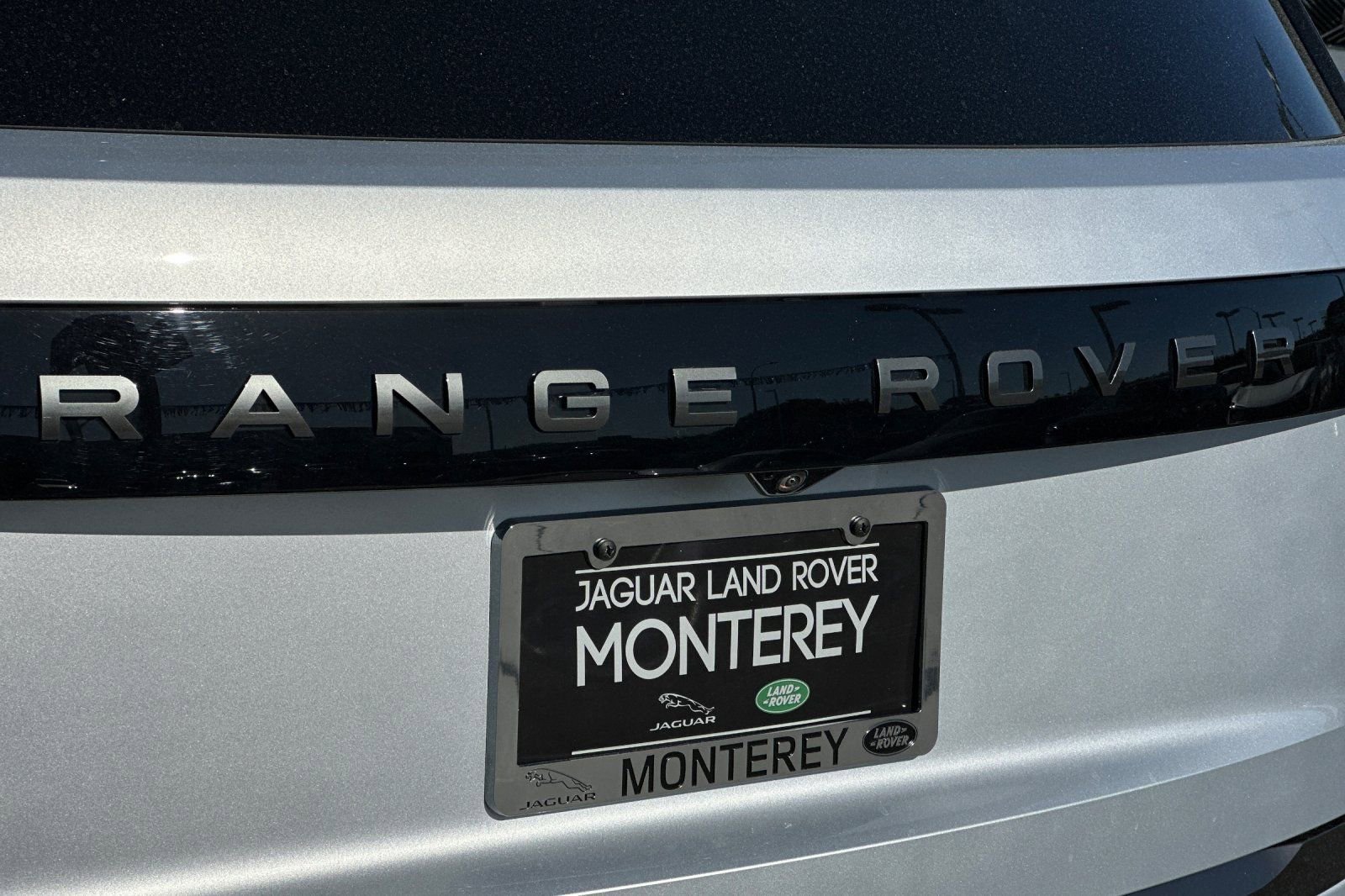 Used 2025 Land Rover Range Rover SE AWD/4WD image 35