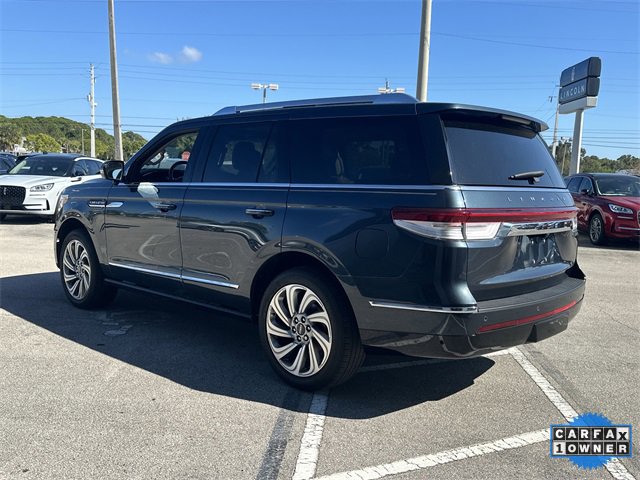 Certified 2022 Lincoln Navigator Reserve image 12
