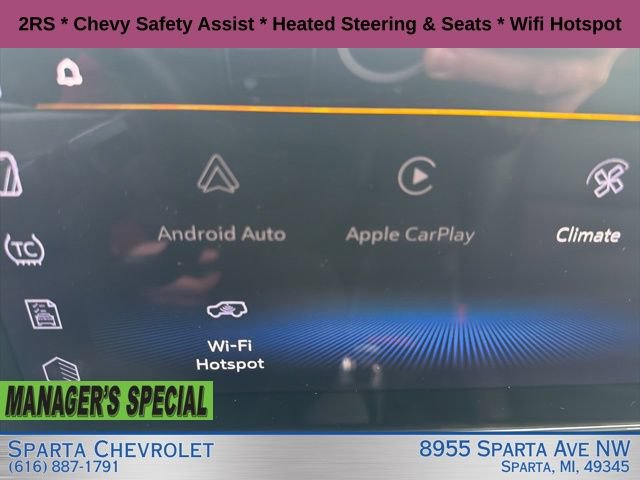 Used 2024 Chevrolet Trax RS FWD image 22