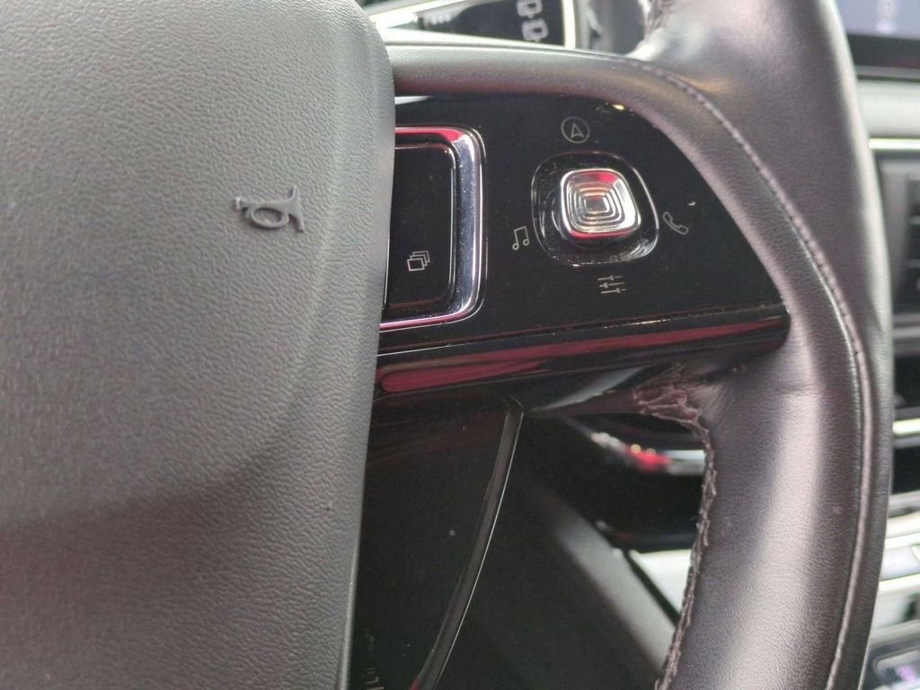 Certified 2021 Lincoln Corsair AWD image 20