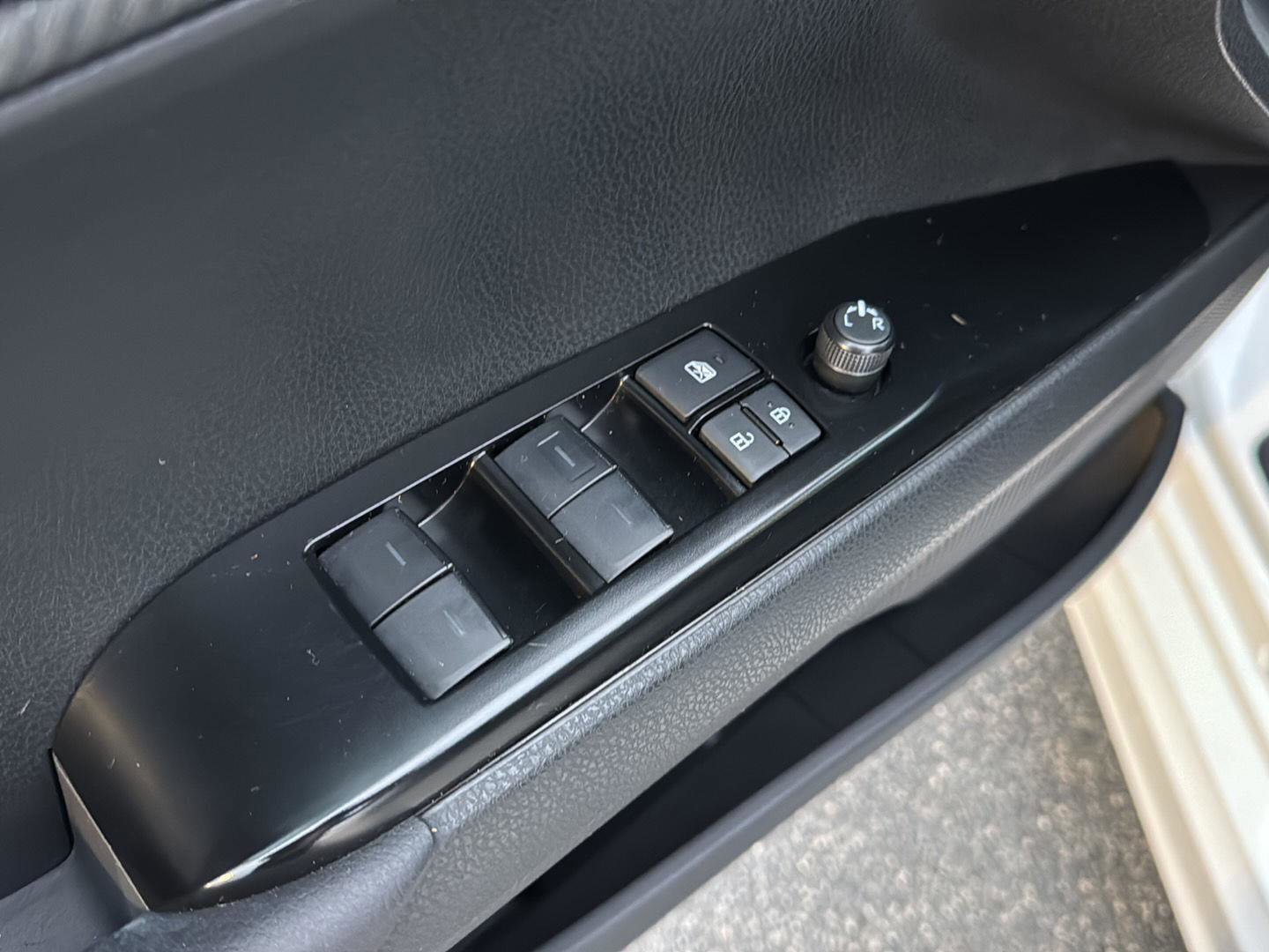 Certified 2025 Toyota Camry SE image 28