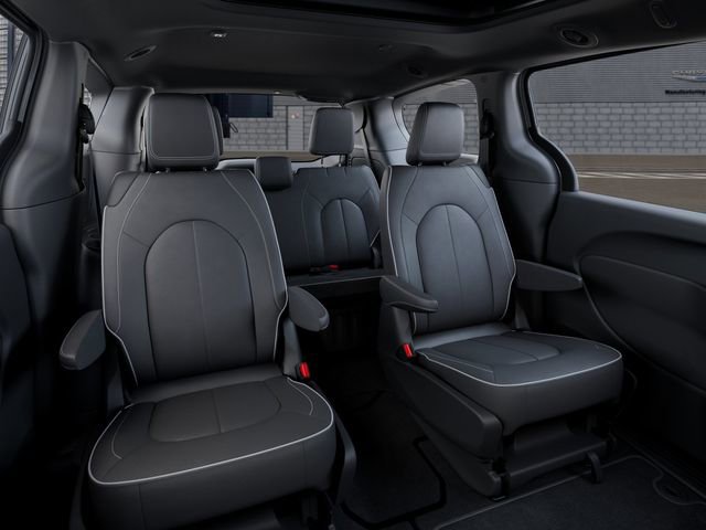 New 2027 Chrysler Pacifica Select FWD image 15