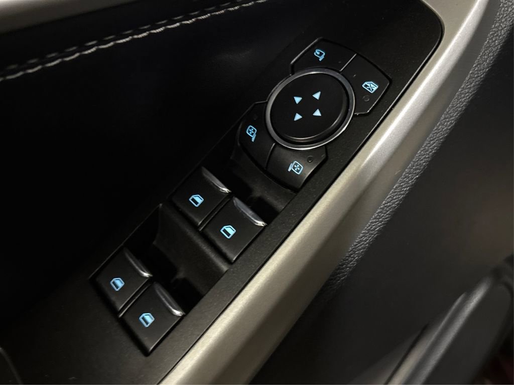 Used 2022 Ford Explorer Limited w/ Equipment Group 301A image 38