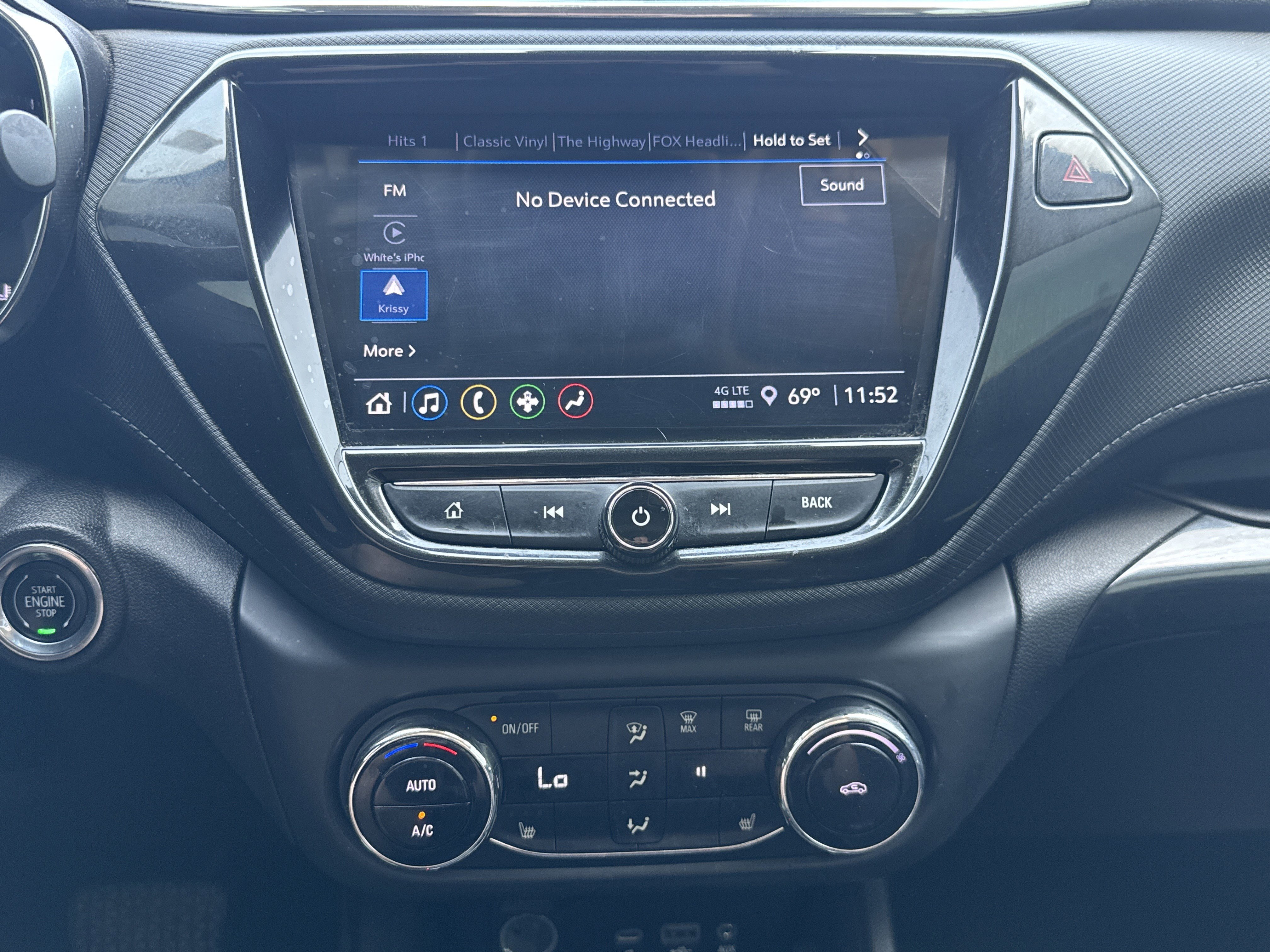 Used 2022 Chevrolet TrailBlazer LT w/ Convenience Package image 9