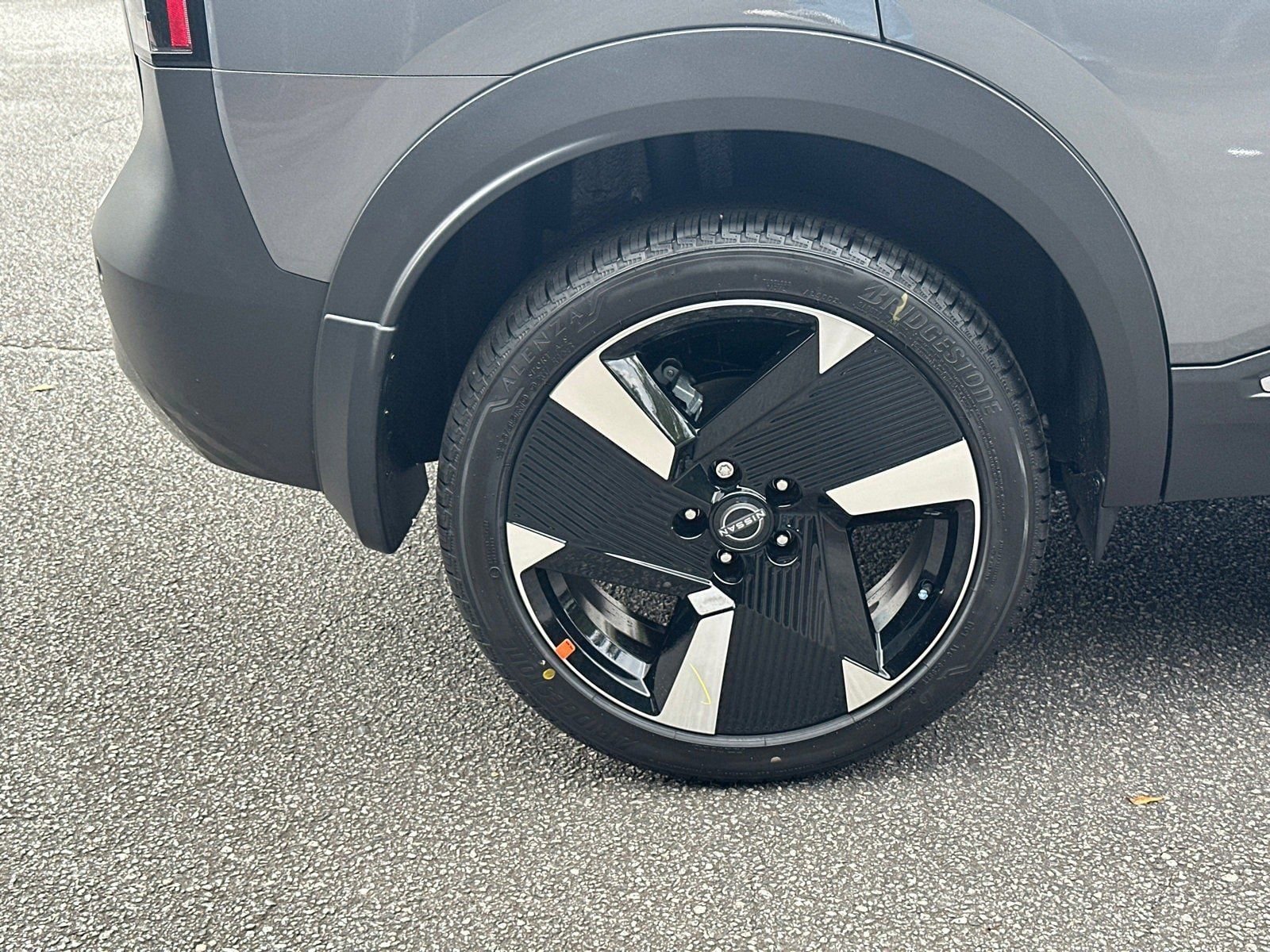 New 2026 Nissan Kicks SR image 17