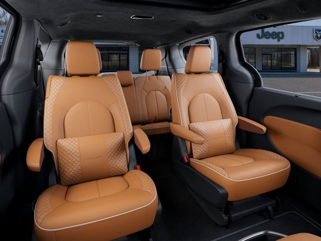 New 2026 Chrysler Pacifica Pinnacle FWD image 16