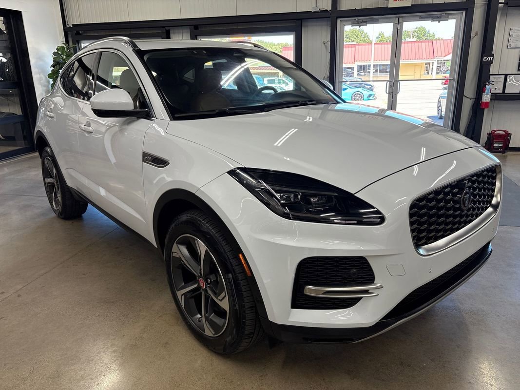 Used 2021 Jaguar E-PACE SE image 16